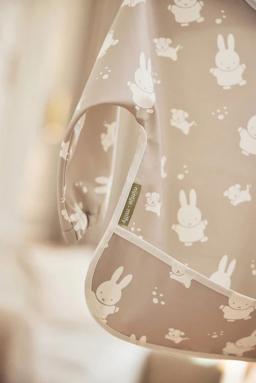 Jollein - Slab Waterproof met Mouw Nijntje & Snuffy - Keekabuu