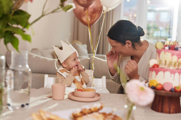 Jollein - Verjaardagskroon, Verkleedkleren, Jollein, Keekabuu