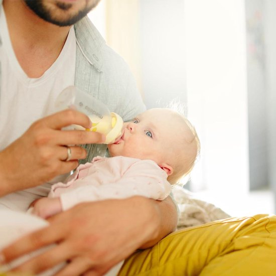 Medela - Calma Moedermelkfles 250ml, Babyflessen, Medela, Keekabuu