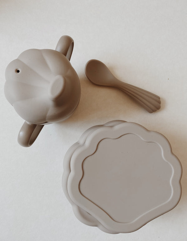 Konges Sløjd  - Silicone Serviesset Schelp, Kinderserviesset, Konges Slojd, Keekabuu