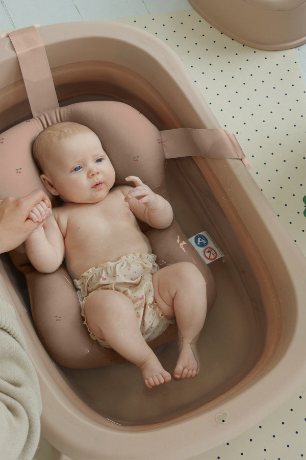 Konges Slojd - Foldable Baby Bathtub with Bath Cushion