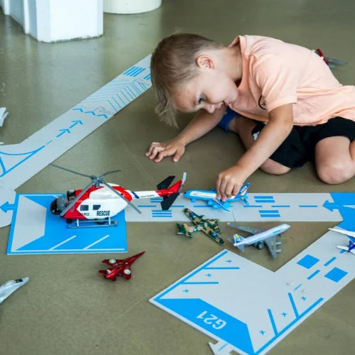 Way to Play - Cardboard Race Track - 14-Piece Runway Set (Runway)