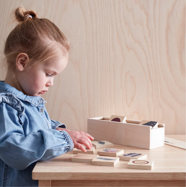Kids Concept -  Geheugenspel Aiden - Memospel van multiplex in auto's, vrachtwagens en verkeersborden, Houten speelgoed, Kid's Concept, Keekabuu