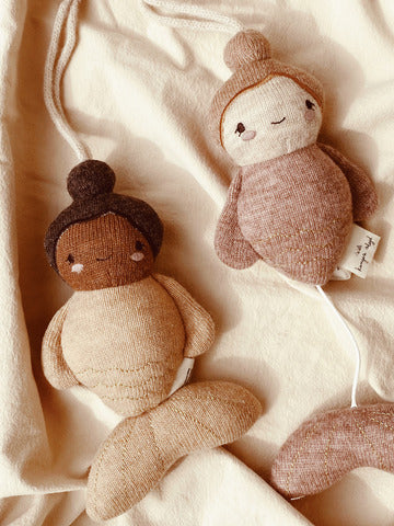 Konges Sløjd - Zeemeermin Bonne Nuit met Trektouwtje en Muziek, Muziekmobielen, Konges Slojd, Keekabuu